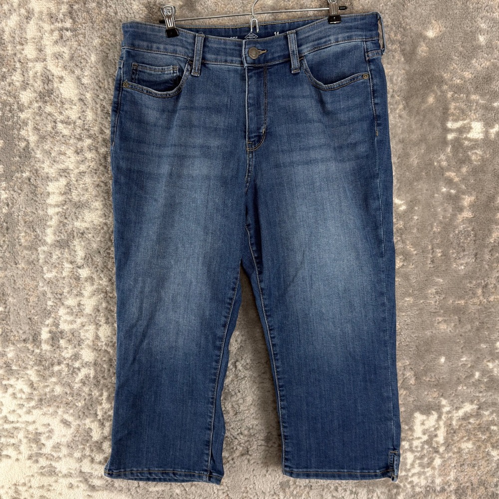 St John's Bay Size 14 Mid Rise Stretch Denim Capri Jeans Blue Women